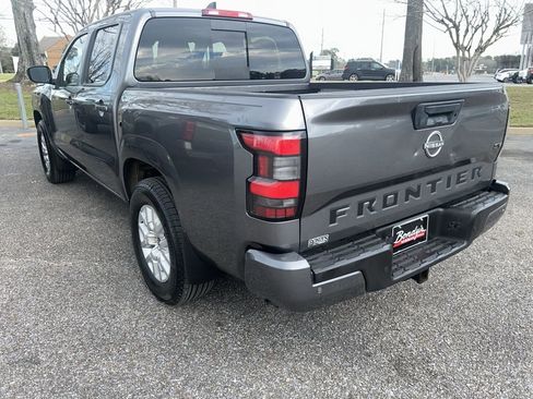 Used 2023 Nissan Frontier SV w/ SV Convenience Package image 8