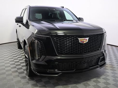 Certified 2026 Cadillac Escalade V w/ LPO, Floor Liner Package image 9