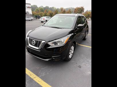 Used 2019 Nissan Kicks S