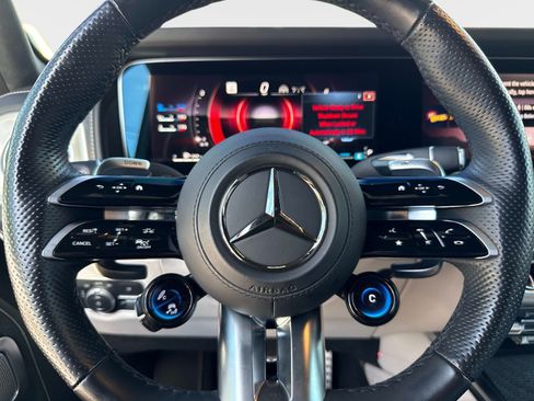 Certified 2025 Mercedes-Benz G 63 AMG 4MATIC image 30