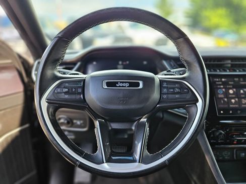 Used 2021 Jeep Grand Cherokee L Laredo image 26