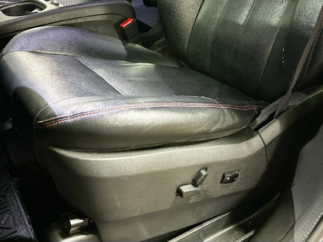 Used 2016 Dodge Grand Caravan R/T w/ Driver Convenience Group FWD image 20
