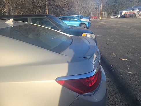 Used 2011 Buick LaCrosse CXL image 15