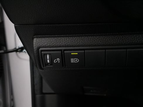 Certified 2024 Toyota Corolla LE image 27