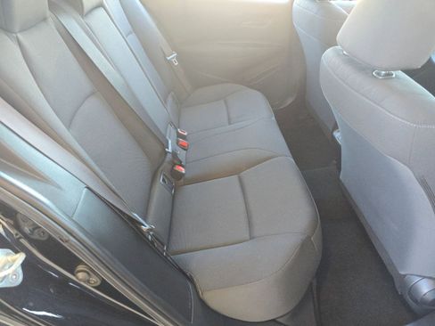 Used 2023 Toyota Corolla LE image 27