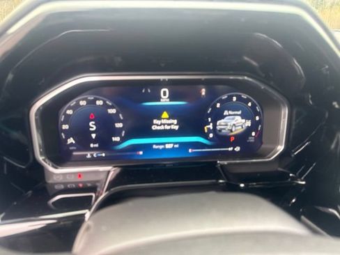 New 2026 Chevrolet Silverado 1500 RST w/ Redline Edition AWD/4WD image 16