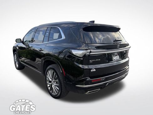 Used 2025 Buick Enclave Avenir w/ Super Cruise Package AWD/4WD image 4