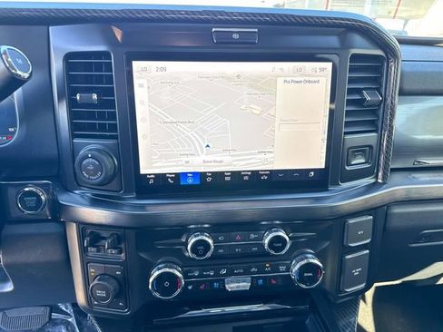 New 2026 Ford F250 Lariat w/ Black Appearance Package image 27