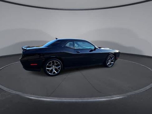 Used 2015 Dodge Challenger SXT Plus RWD image 8