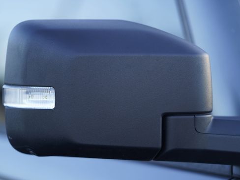 Used 2022 Ford Bronco Wildtrak image 36