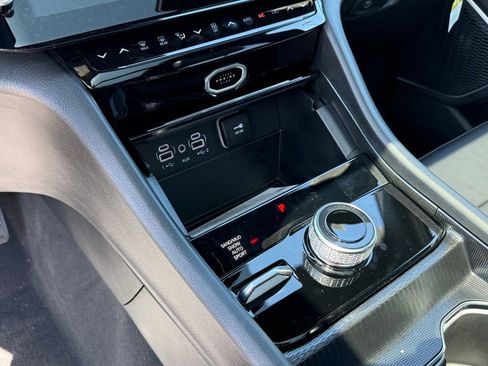 New 2026 Jeep Grand Cherokee L Limited AWD/4WD image 19