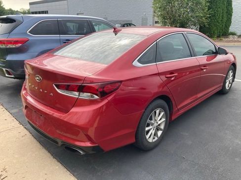 Used 2018 Hyundai Sonata SE FWD image 5