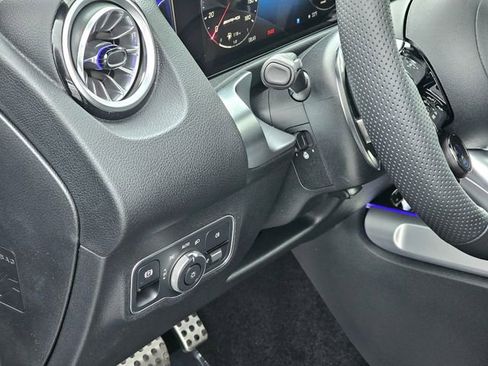 New 2026 Mercedes-Benz GLB 35 AMG 4MATIC image 15