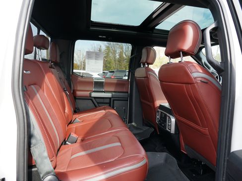 Used 2018 Ford F150 Platinum w/ Equipment Group 701A Luxury image 29