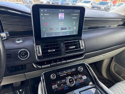 Used 2021 Lincoln Navigator L Black Label w/ Cargo Convenience Package image 20