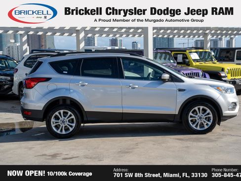 Used 2019 Ford Escape SEL image 4