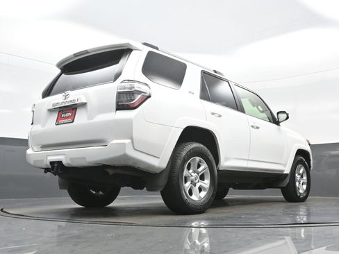 Used 2024 Toyota 4Runner SR5 RWD image 32