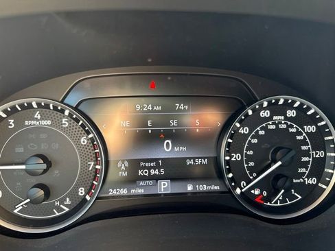 Used 2024 Nissan Armada SL w/ Midnight Edition Package AWD/4WD image 11