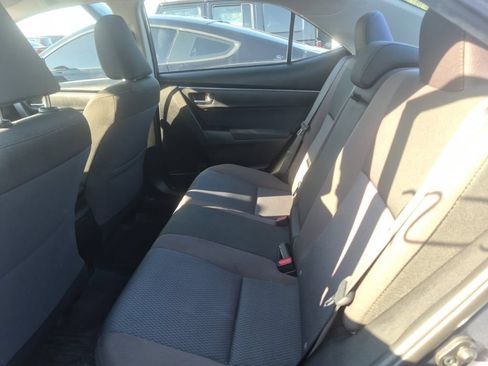 Used 2017 Toyota Corolla LE FWD image 10