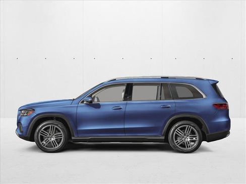 New 2026 Mercedes-Benz GLS 450 4MATIC image 3