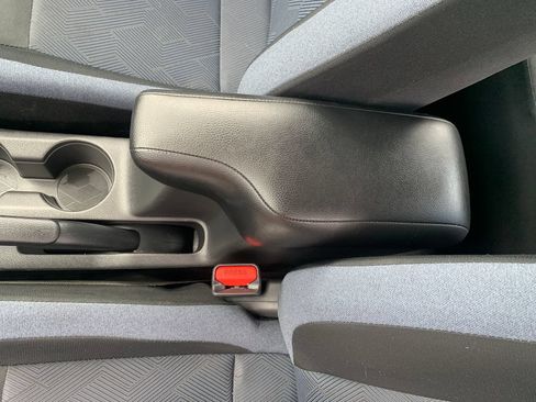 Used 2025 Nissan Versa SV w/ Trunk Package FWD image 25