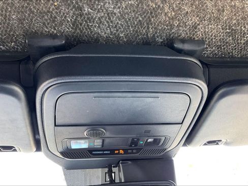 Used 2023 Ford Bronco Outer Banks AWD/4WD image 31