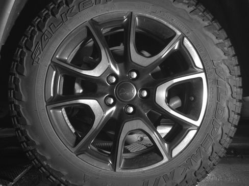 Used 2025 Jeep Compass Trailhawk AWD/4WD image 14