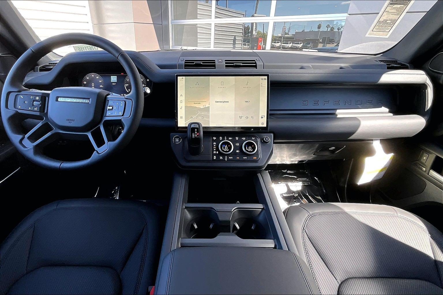 New 2026 Land Rover Defender 110 X-Dynamic SE AWD/4WD image 5