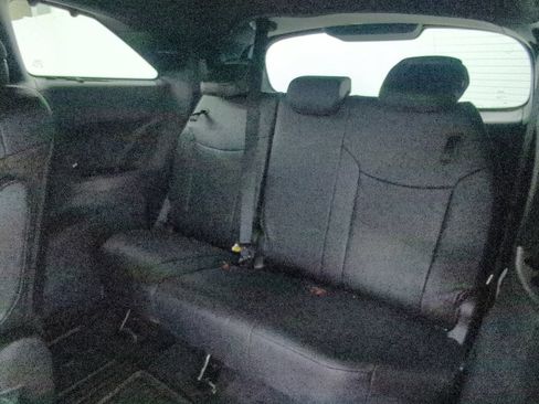 Used 2026 Toyota Sienna Platinum AWD/4WD image 27