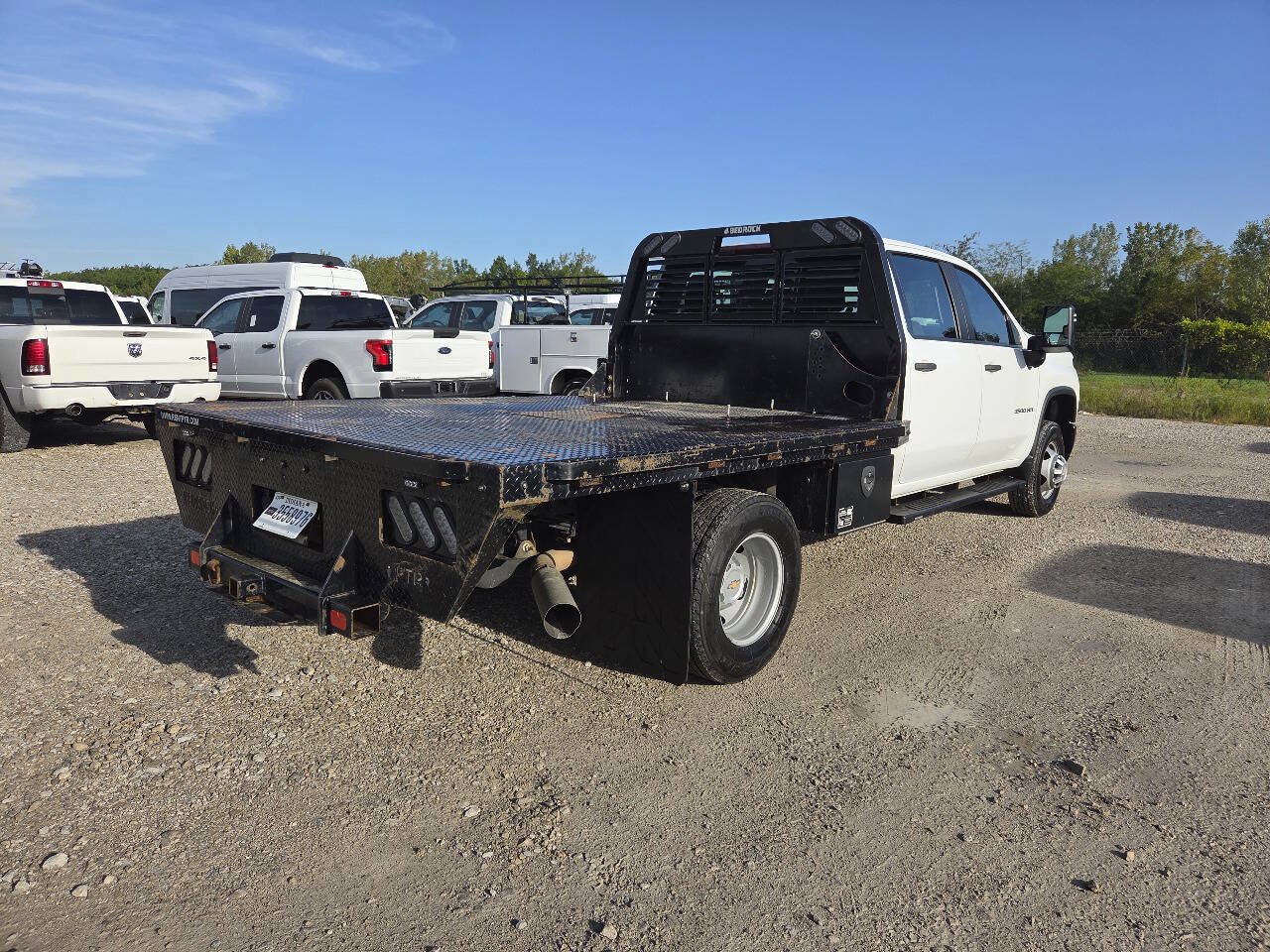 Used 2024 Chevrolet Silverado 3500 W/T w/ Snow Plow Prep Package AWD/4WD image 9