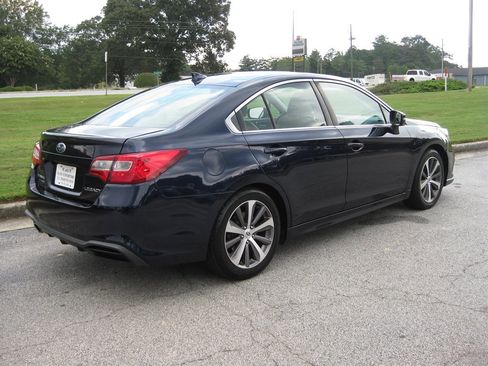 Used 2018 Subaru Legacy 2.5i Limited image 4
