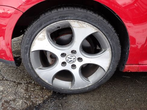 Used 2008 Volkswagen Rabbit S image 19