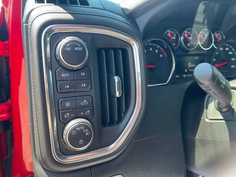 Used 2021 Chevrolet Silverado 1500 LT Trail Boss w/ Bed Protection Package AWD/4WD image 6
