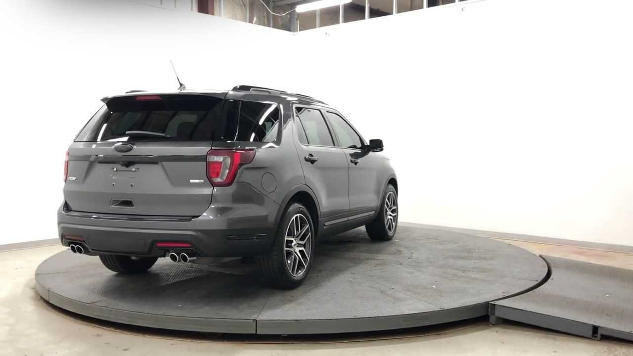 Used 2018 Ford Explorer Sport w/ Equipment Group 401A AWD/4WD image 3