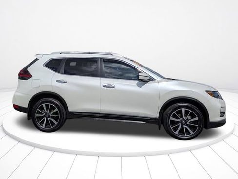 Used 2019 Nissan Rogue SL AWD/4WD image 2