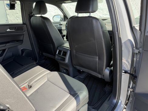 Used 2020 Volkswagen Atlas Cross Sport SE AWD/4WD image 31
