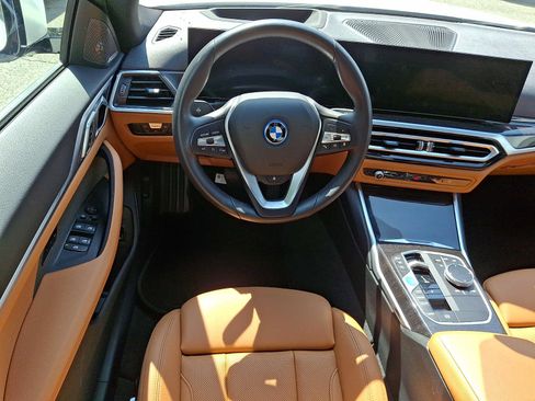 Used 2024 BMW i4 eDrive35 w/ Premium Package RWD image 11