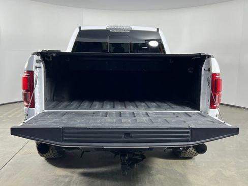 Used 2018 Ford F150 Raptor w/ Equipment Group 802A Luxury image 14