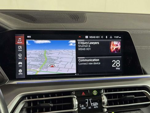 Used 2022 BMW X5 xDrive40i w/ Premium Package AWD/4WD image 27