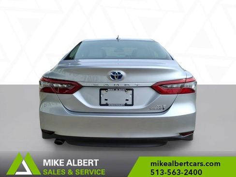 Used 2023 Toyota Camry XLE image 6