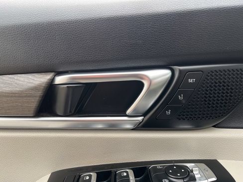 Used 2020 Kia Telluride SX w/ SX Prestige Package AWD/4WD image 12