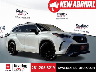 Certified 2024 Toyota Highlander XSE