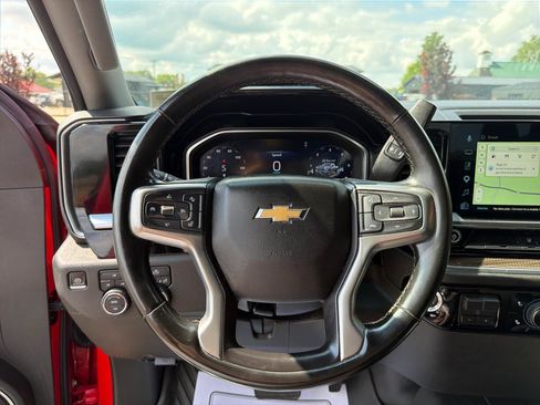 Used 2024 Chevrolet Silverado 2500 LT AWD/4WD image 10
