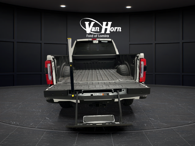 Used 2024 Ford F250 Platinum AWD/4WD image 29