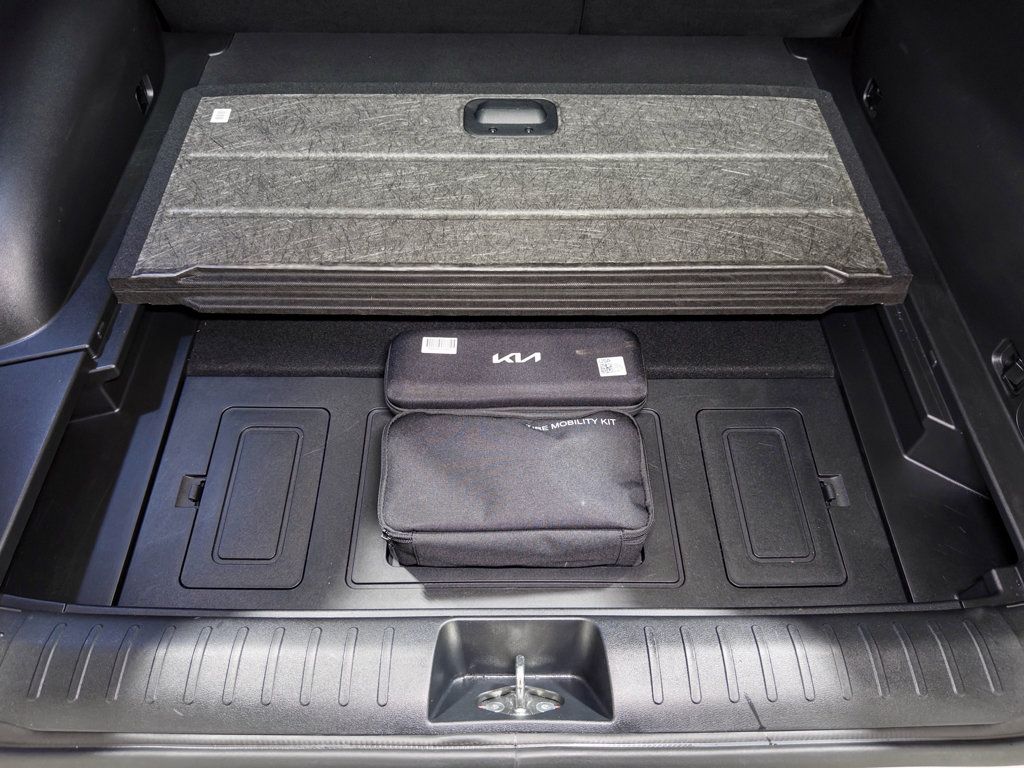 Used 2024 Kia EV6 GT-Line AWD/4WD image 29