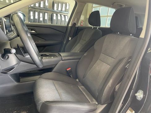 Used 2024 Nissan Rogue SV FWD image 10
