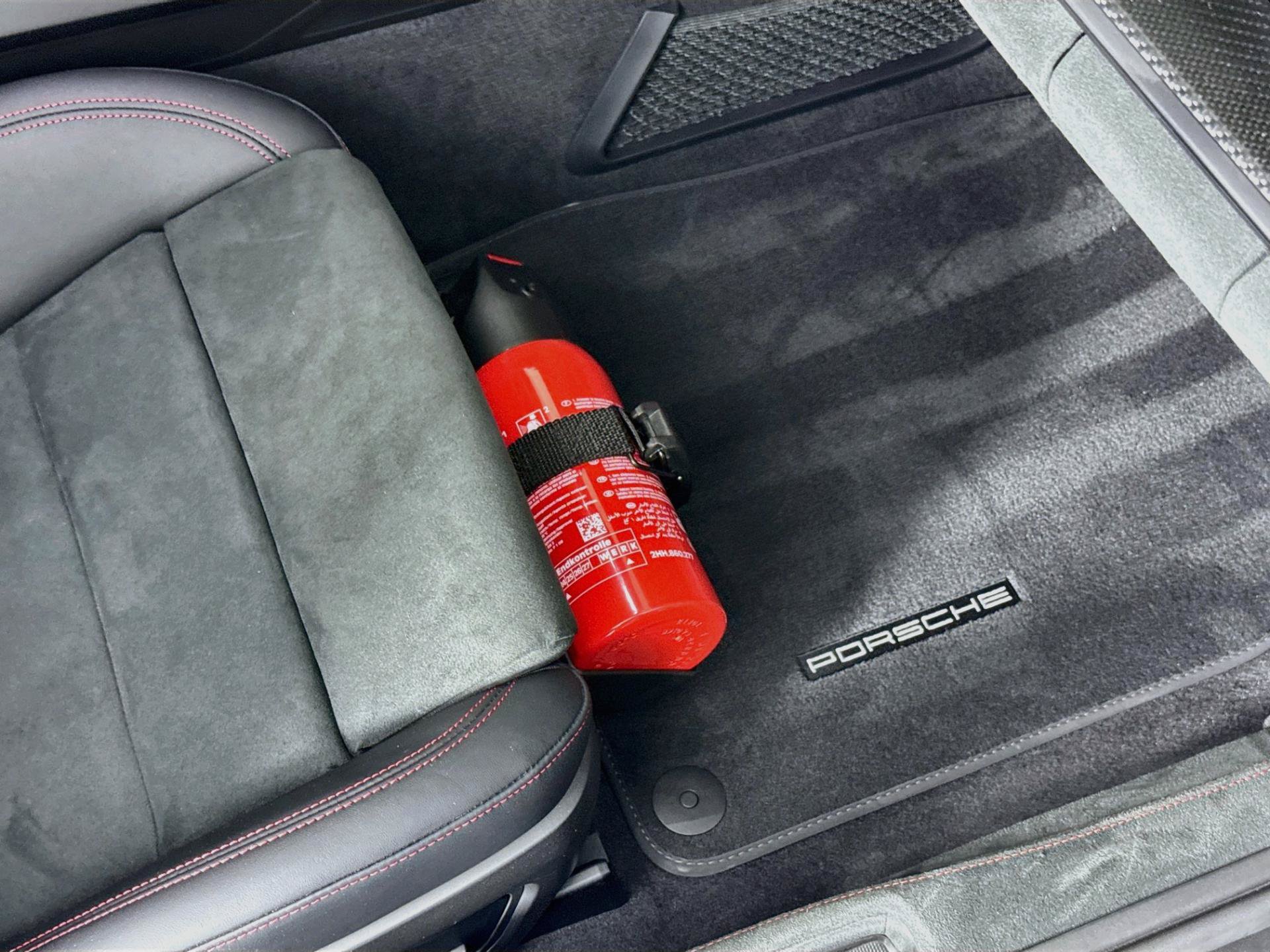 Used 2025 Porsche 911 GT3 RS RWD image 96
