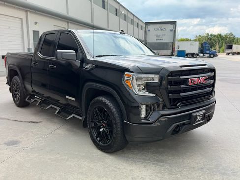Used 2019 GMC Sierra 1500 Elevation w/ Elevation Value Package AWD/4WD image 4