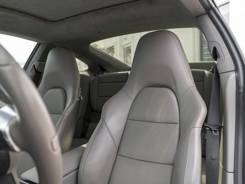 Used 2012 Porsche 911 Carrera S image 9