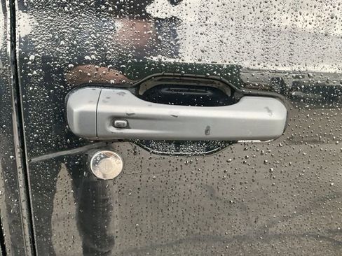 Used 2024 Jeep Wrangler Unlimited w/ Convenience Group image 14